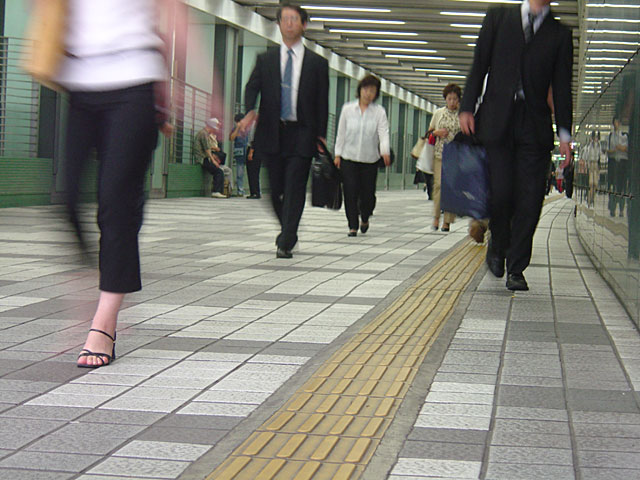 �ʋΕ��i�ʐ^�f�ށ@�@���𑜓x�ʐ^�f��